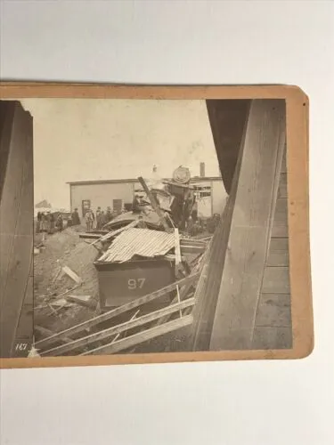 1901 Rare Maine Central RR Wreck Stereograph Stereoview Antique Photo Cards (2)