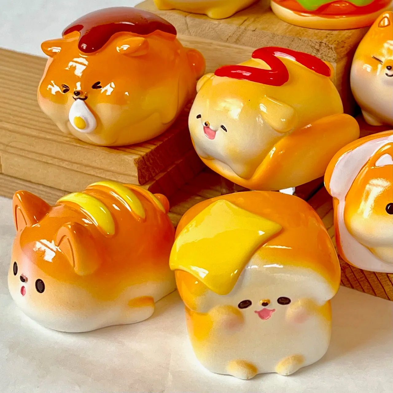 71001 BAKERY DOGS FIGURINE BLIND BOX-8