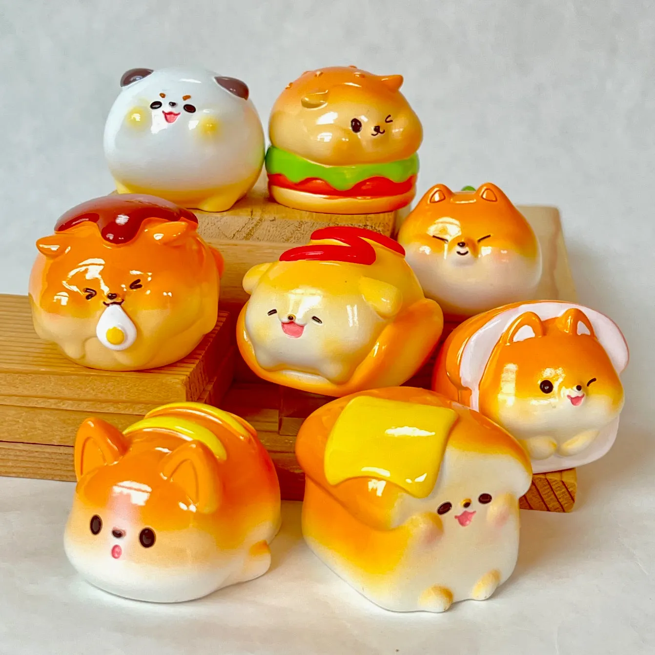 71001 BAKERY DOGS FIGURINE BLIND BOX-8