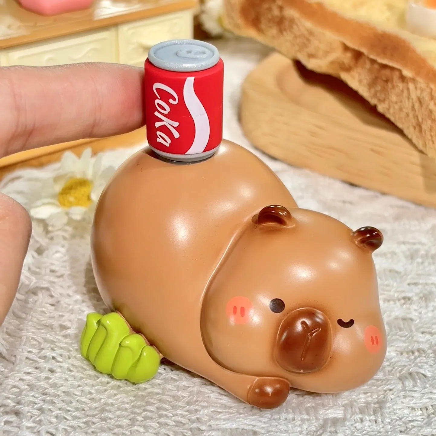 71045 CAPYBARA SPINNER FIGURINE BLIND BOX-4