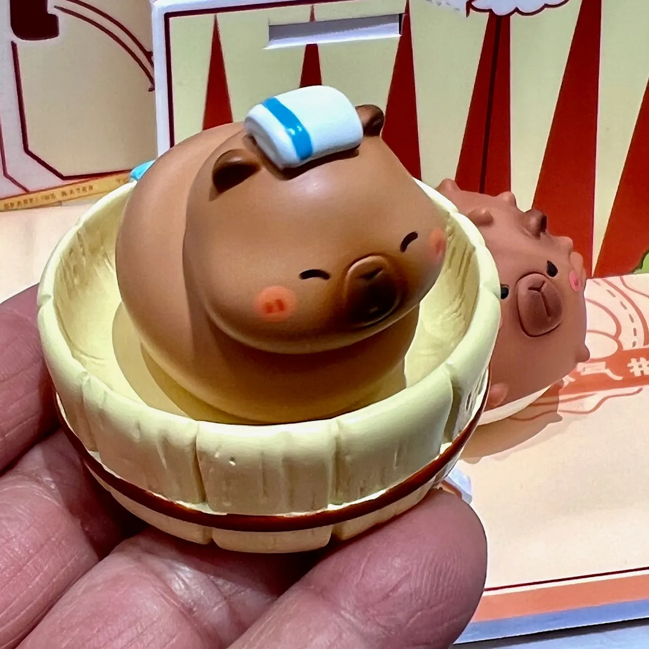 71045 CAPYBARA SPINNER FIGURINE BLIND BOX-4