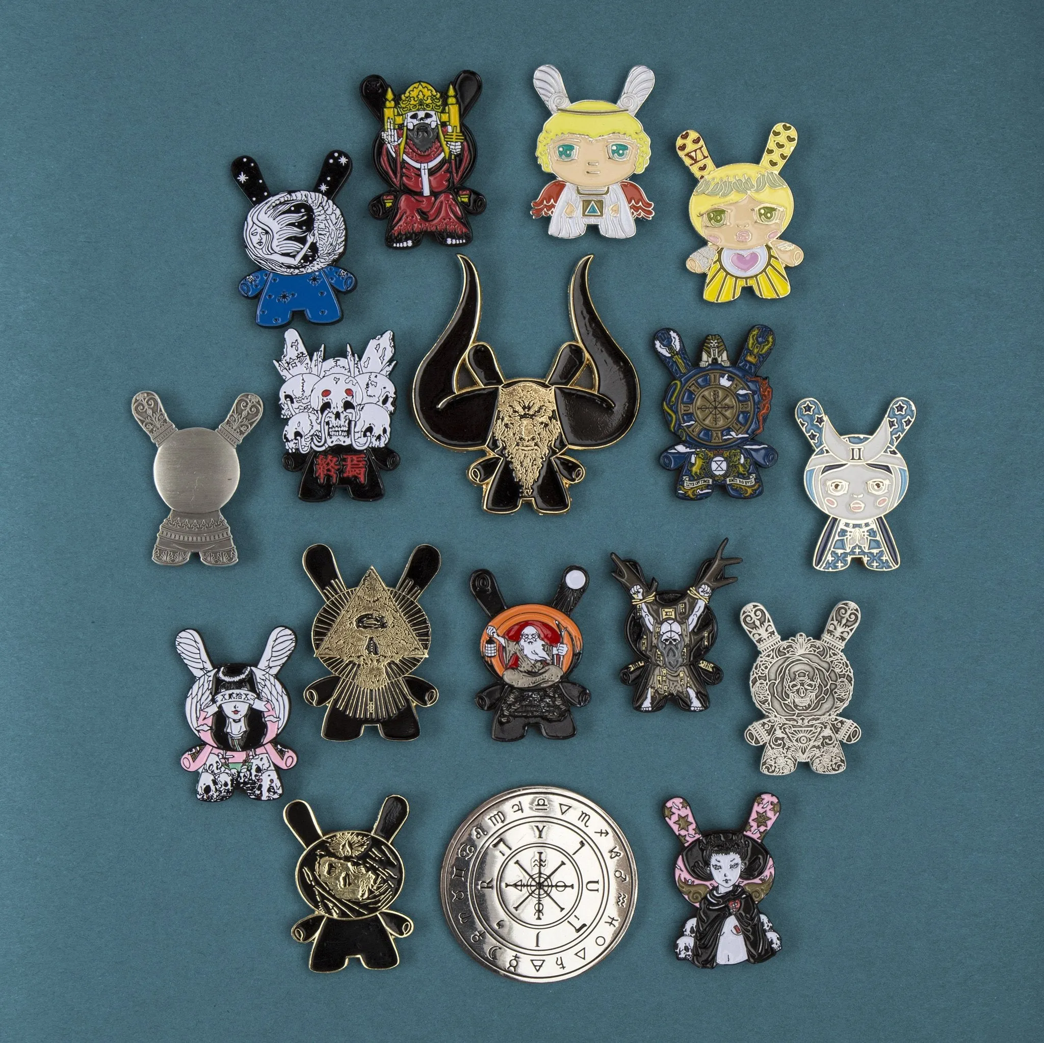 Kidrobot Arcane Divination Dunny Enamel Pin Series Case