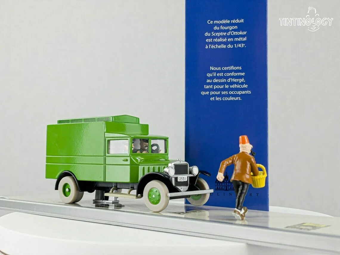 MOULINSART TINTIN CAR # 5 Green Van - Ottokar's Sceptre Herge model car 1/43