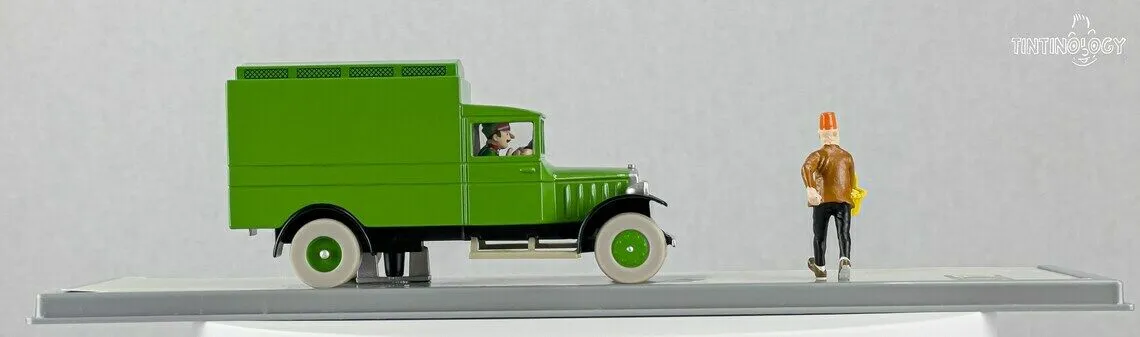 MOULINSART TINTIN CAR # 5 Green Van - Ottokar's Sceptre Herge model car 1/43