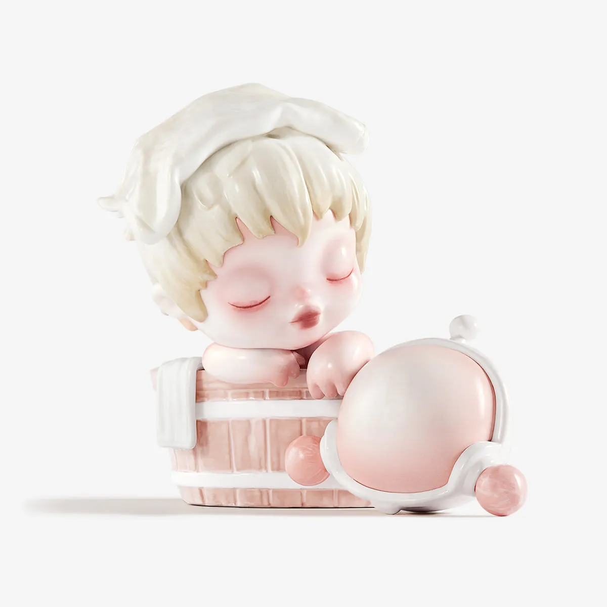 POP MART SKULLPANDA The Warmth Series [1 Blind Box]