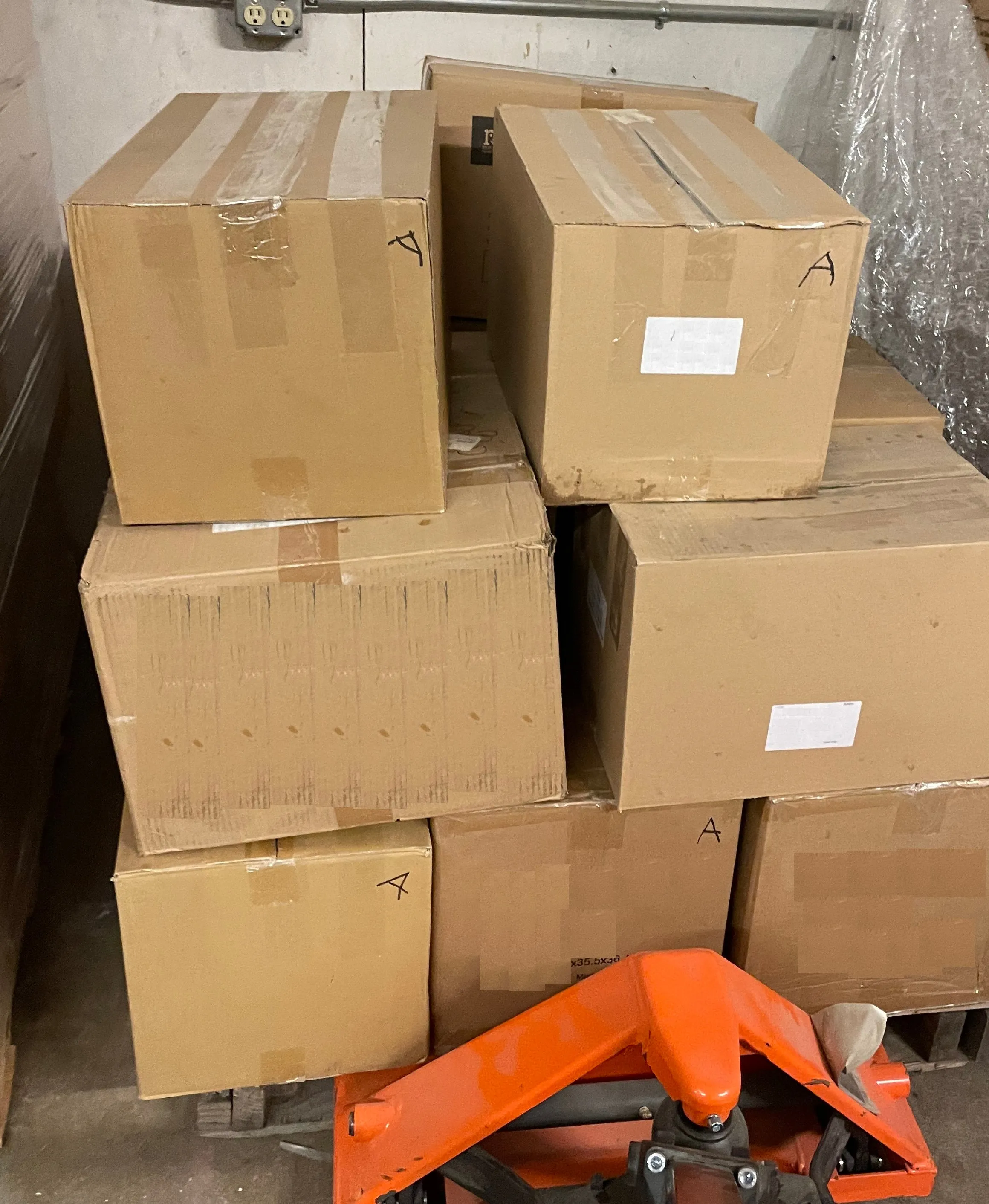 "F Box" -$200 MSRP Mystery Box (6 Games)