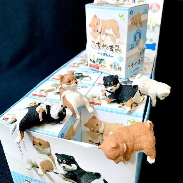 X 70716 SHIBA INU HANGING DOG BLIND BOX-DISCONTINUED