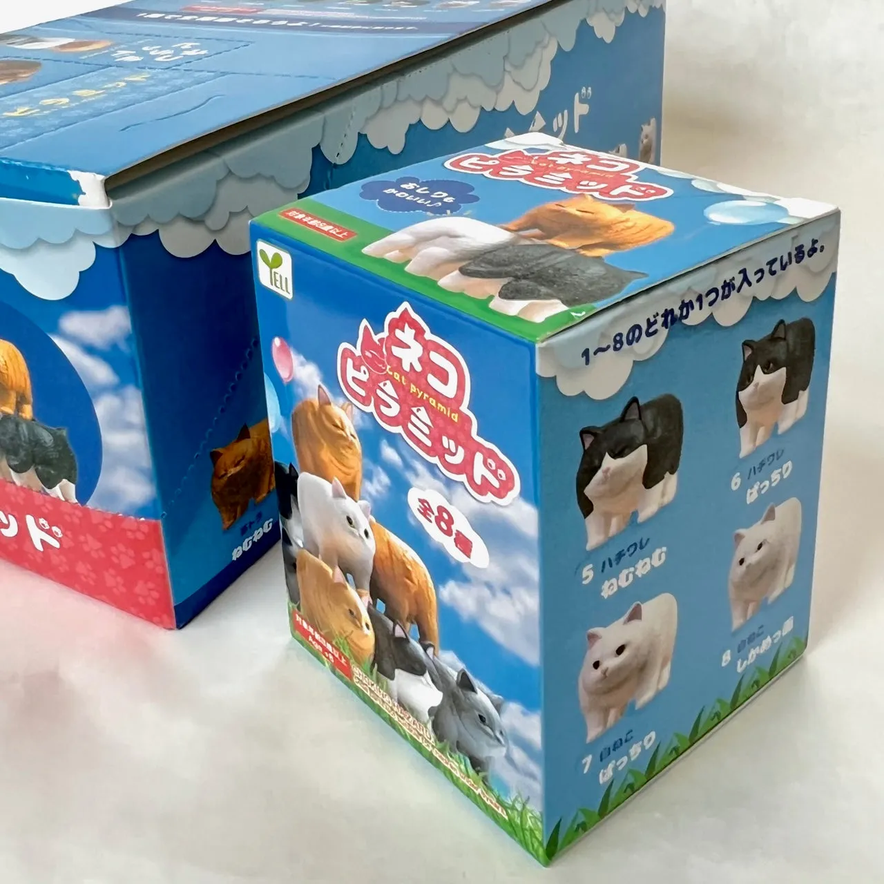 X 70763 CAT PYRAMID FIGURINES BLIND BOX-DISCONTINUED