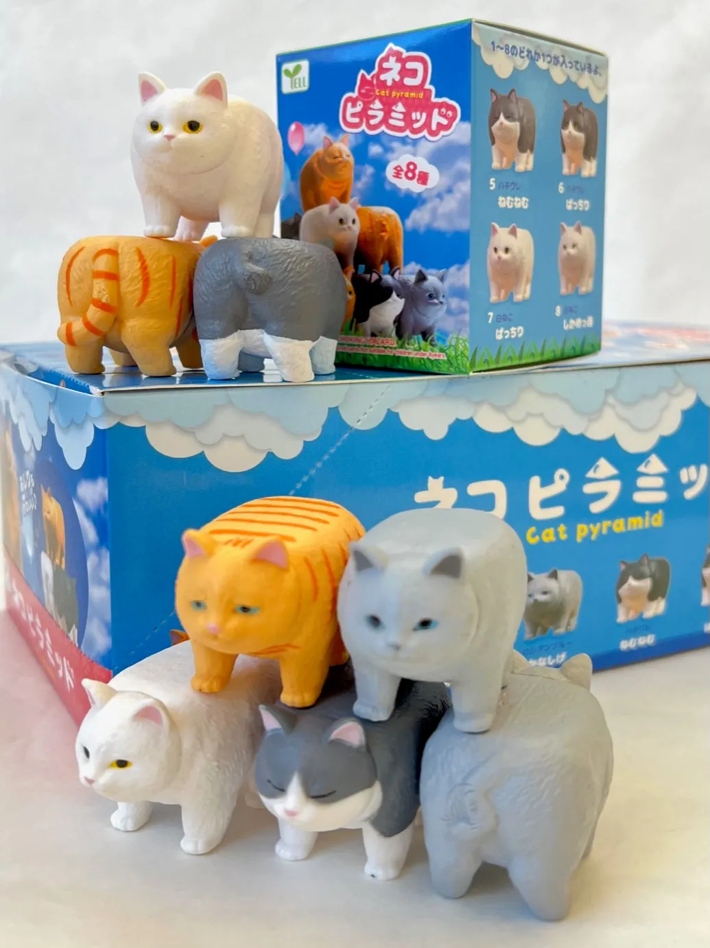 X 70763 CAT PYRAMID FIGURINES BLIND BOX-DISCONTINUED