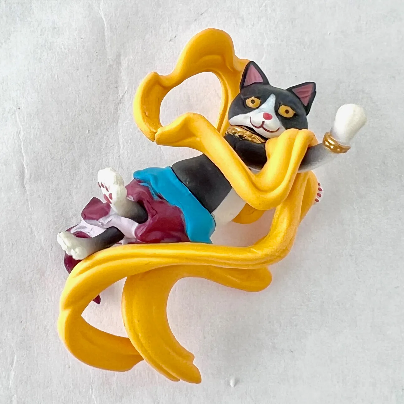 X 73048 Flying Dancer Cats BLIND BOX-DISCONTINUED