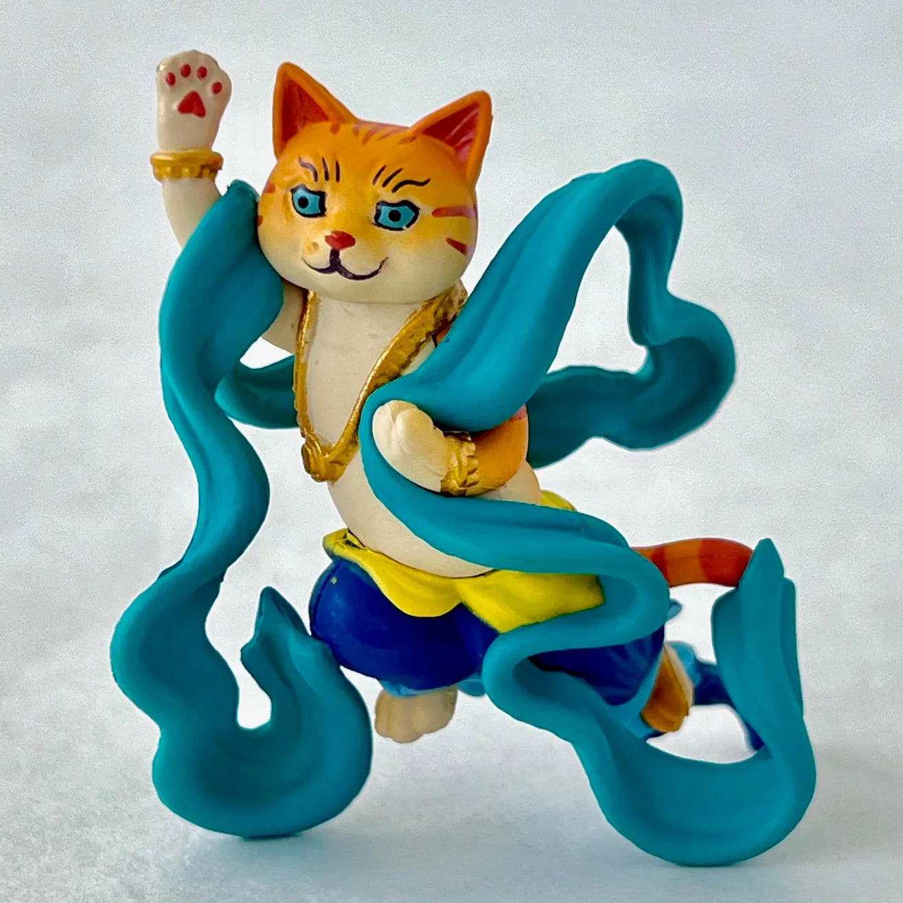X 73048 Flying Dancer Cats BLIND BOX-DISCONTINUED