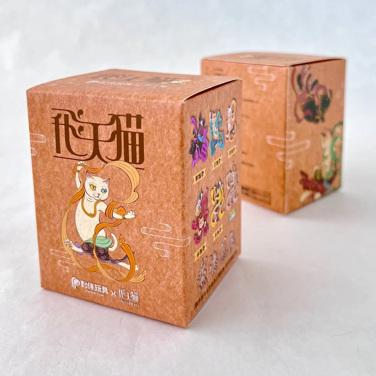 X 73048 Flying Dancer Cats BLIND BOX-DISCONTINUED